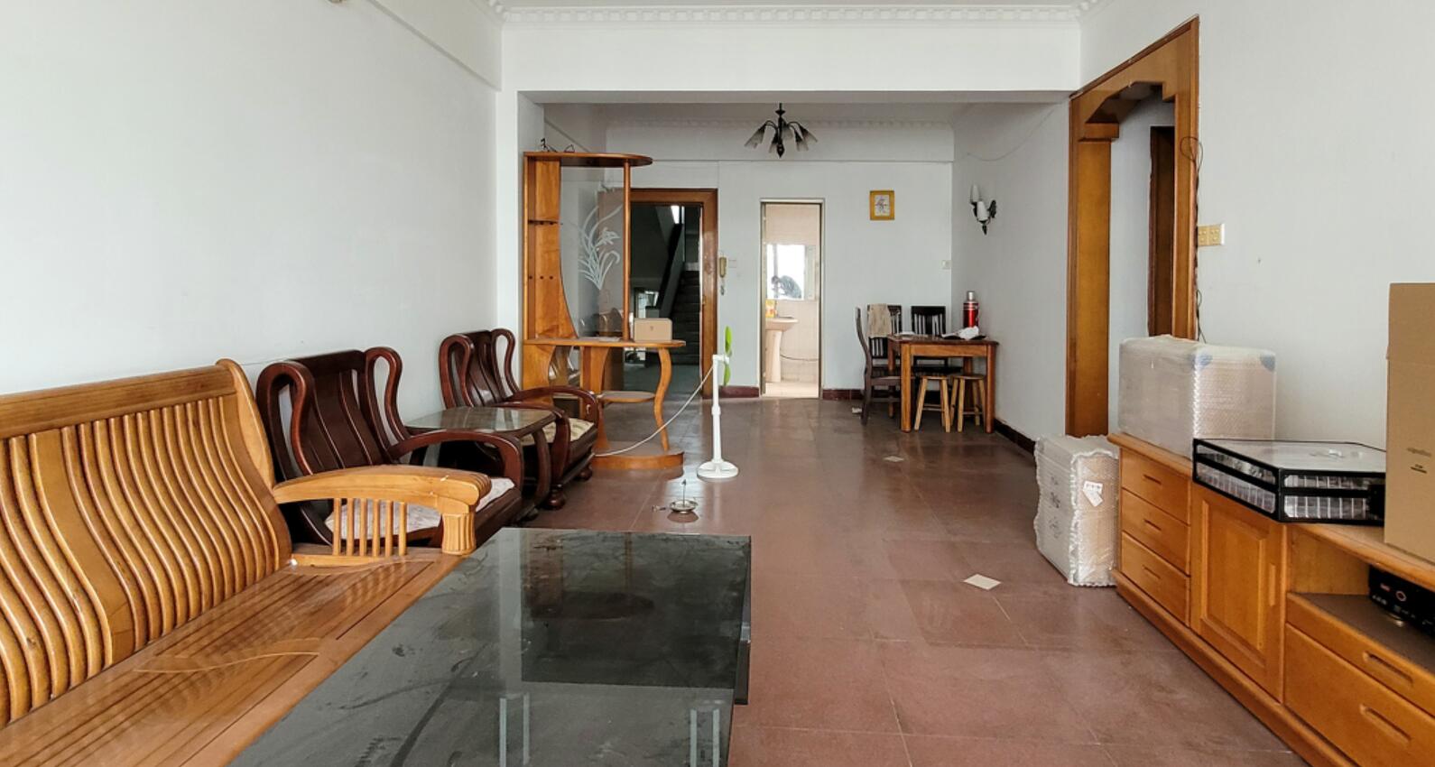 看了他家,才知道什么叫实用!客厅做下沉式,储物空间多到爆