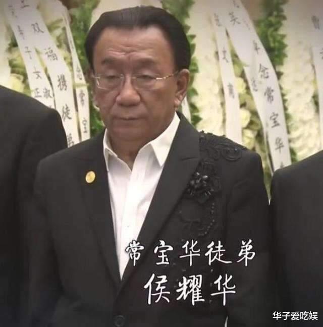 郭德纲|同样是过生日，郭德纲徒子徒孙满堂，而侯耀华的徒弟却纷纷缺席！