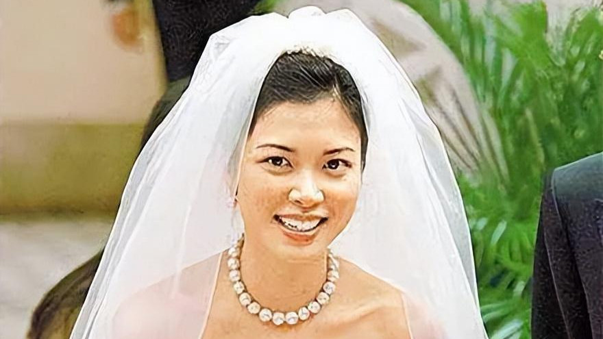 朱玲玲|?她比朱玲玲更豪横！出身豪门，一婚嫁豪门，二婚再嫁豪门生下两子！