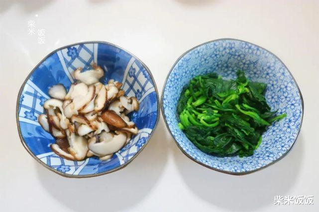 早餐不知吃什么？试试这样煮一锅，简单省事，营养又暖胃