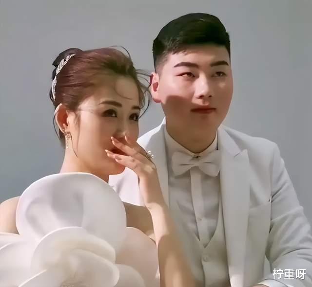 朱之文|大衣哥儿子与陈萌感情幸福,疑准儿媳晒房产证,陈亚男遭嘲太可惜