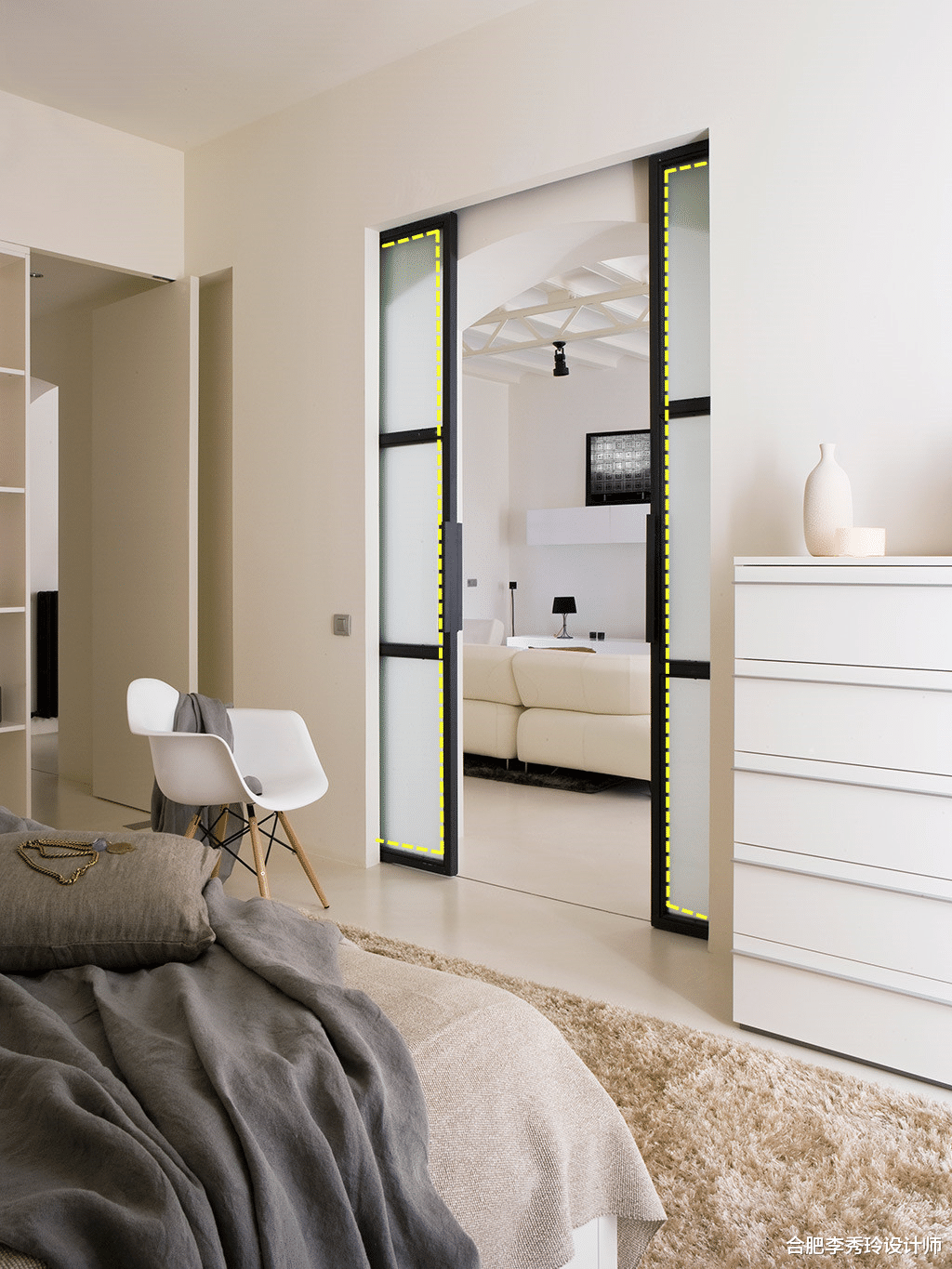 同样是装玻璃门,为什么不选入墙式?放大空间不占1㎡,灵活好用