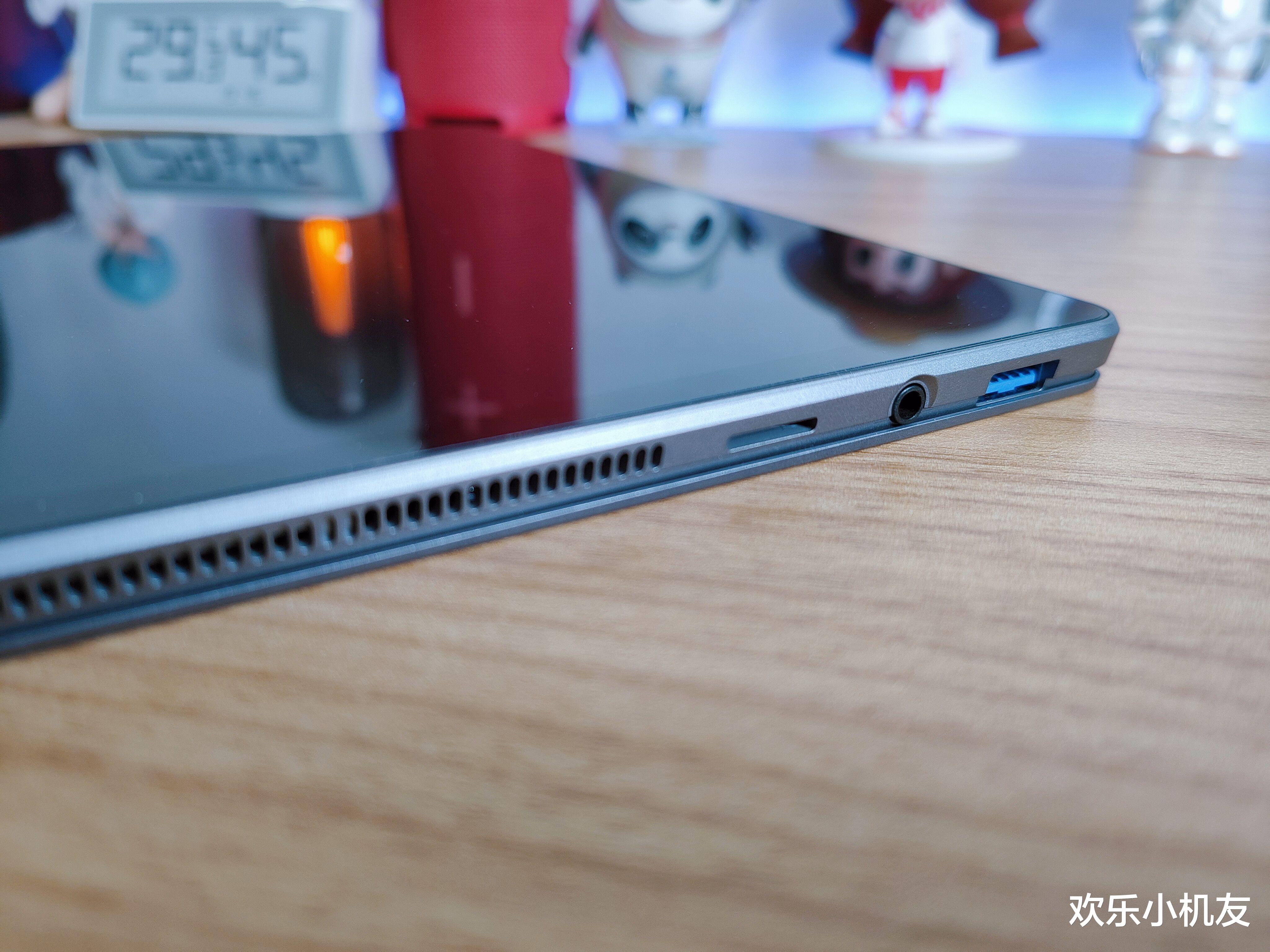 酷比魔方|肩比万元微软Surface，跑分84万，逆袭的酷比魔方iWork GT评测