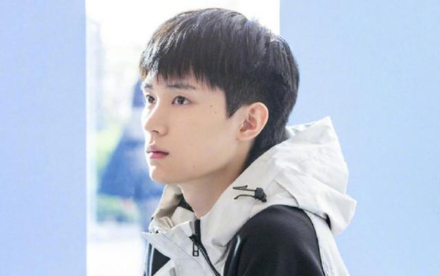 景甜|又一新剧将至,豪华主演阵容成亮点,名导坐镇,有望再现收视狂潮