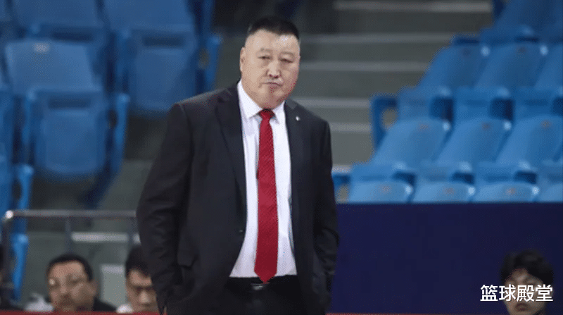 雅尼斯|京晉賽后！楊學(xué)增5點(diǎn)否定全隊(duì)+被打服，雅尼斯贊攻守，提排兵布陣