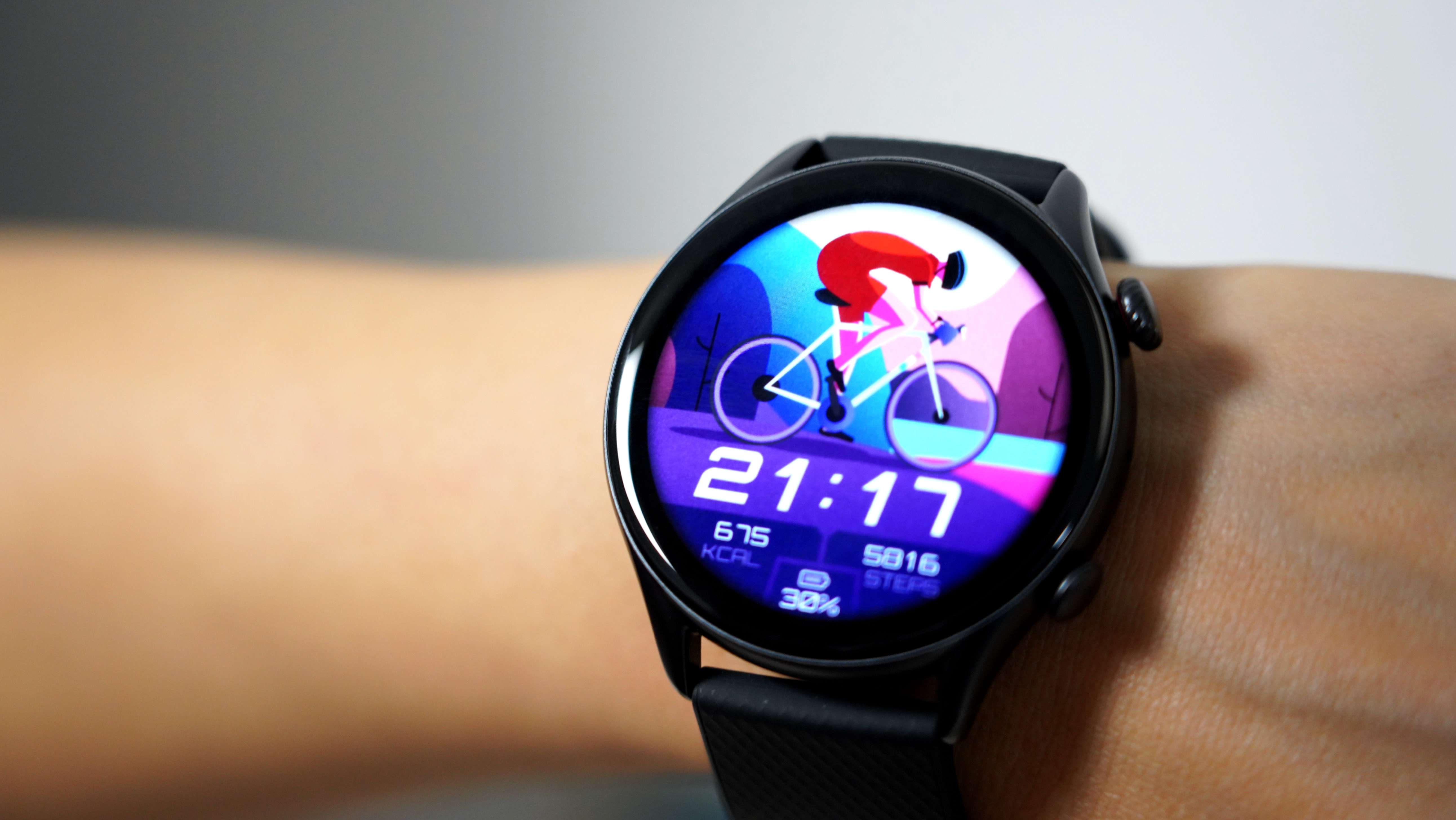 黑客|华米跃我GTR 3 Pro靠什么挤掉我腕上的Apple Watch？“暴力”详测给你答案