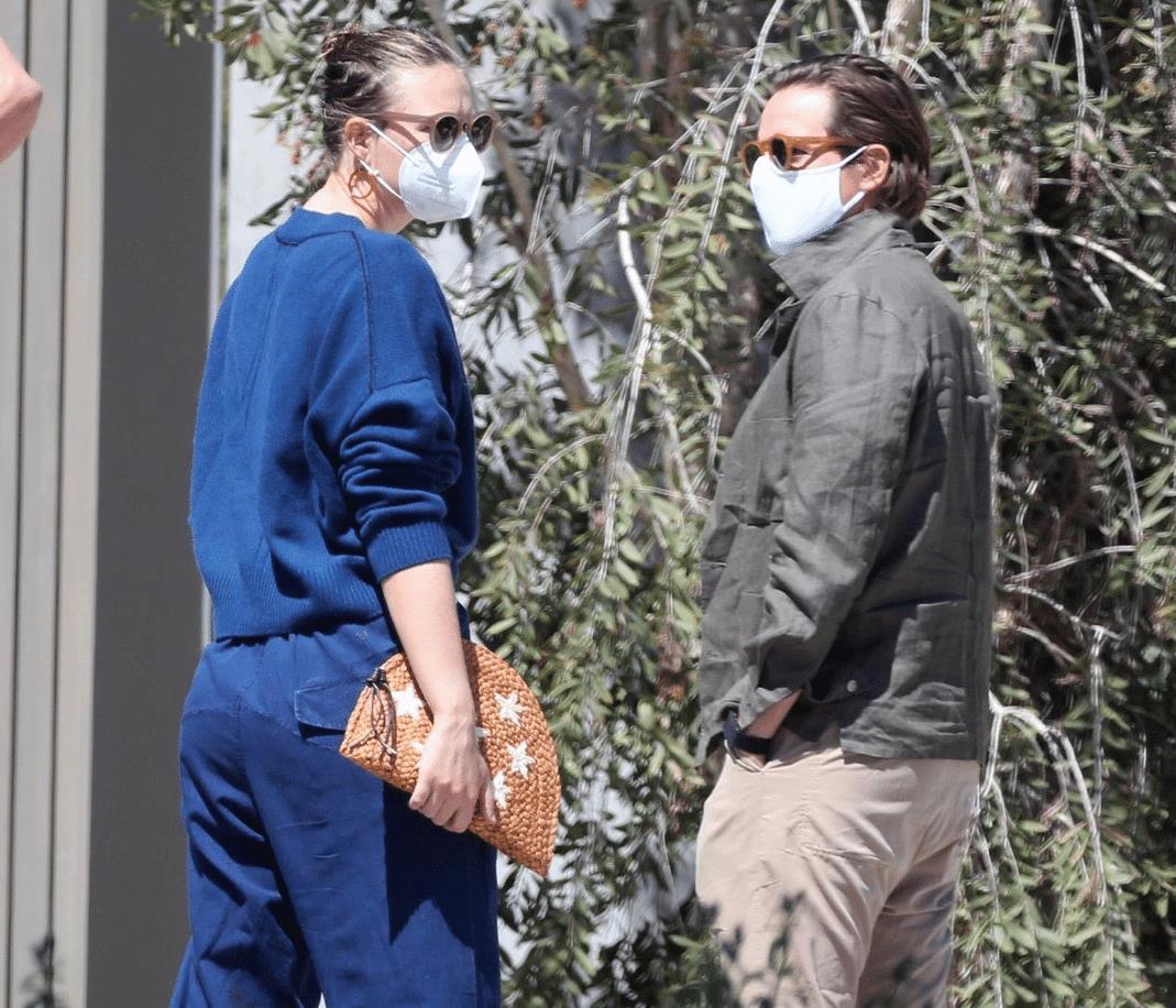 莎拉波娃|莎拉波娃近照曝光！与大8岁英国贵族未婚夫现身，身材臃肿像大妈