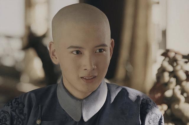 陈宥维|和杨玏分手了？王玉雯与陈宥维同回酒店，被男方牵手臂打情骂俏