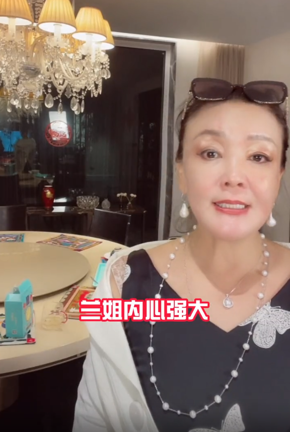 蝙蝠女侠|张兰否认汪小菲是妈宝,反感大小S姐妹俩,再指她们立场有问题