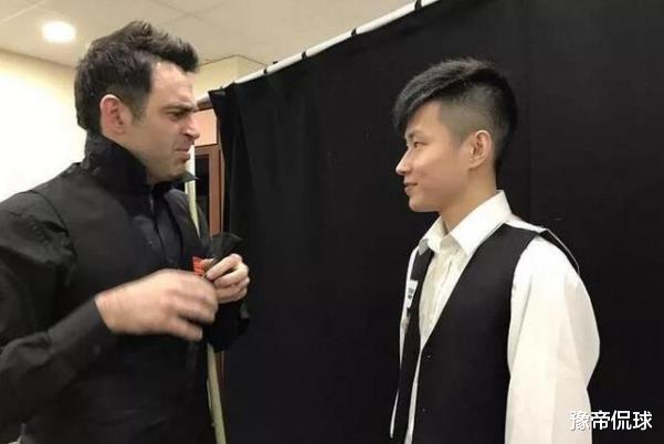 毕尔巴鄂|丁俊晖接班人？赵心童2冠后9次1轮游，浪费天赋，漂亮女友离开