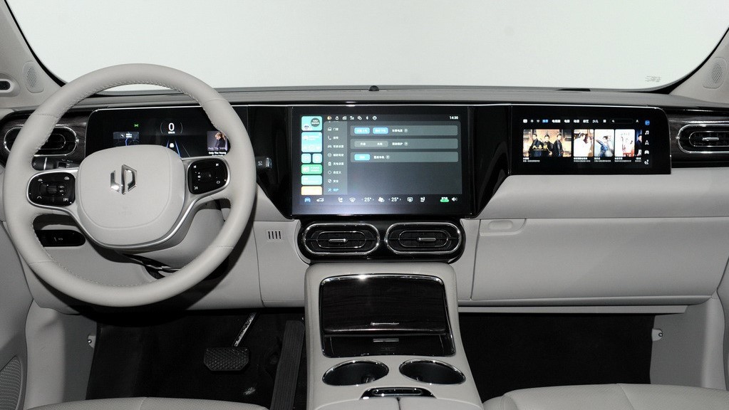 软件|零跑C11车机惹争议,不如手机好用就是智能化的失败?