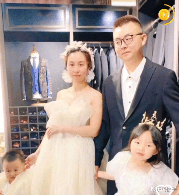 |田静直播霸气护夫,称郭威当时只是孩子,网友:澄清一下很难吗?