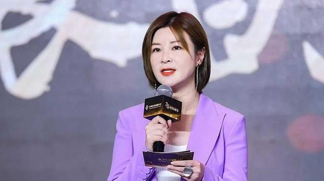 杜华|乐华娱乐CEO杜华揭秘：捧红王一博与孙一丁是配偶同居关系