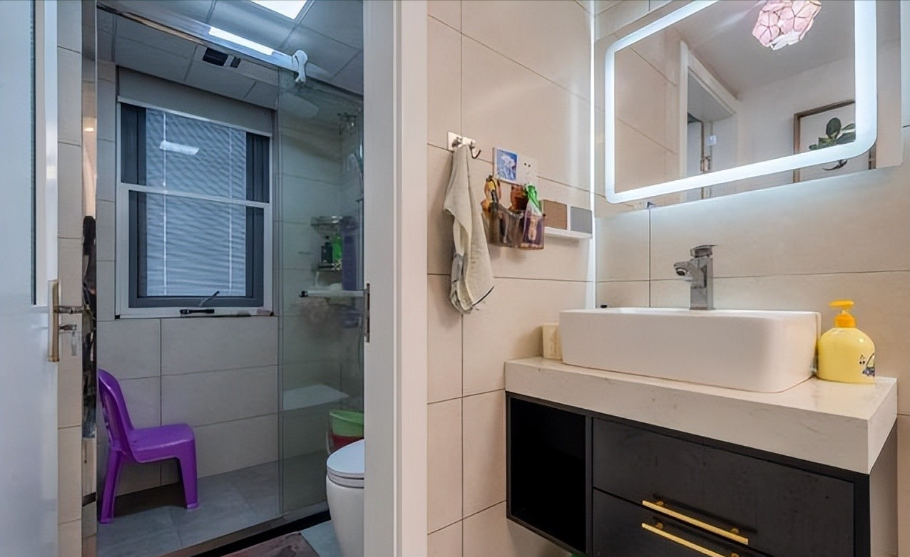 82平三房,越住越喜欢,全屋最大的亮点就是没有风格,分享一下