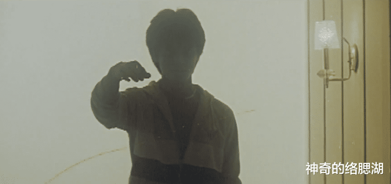 罗维|与成龙散伙后,罗维转型拍摄恐怖片,结果拍出了一代人的童年噩梦