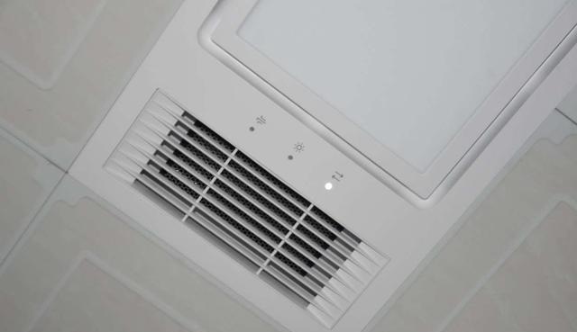 欣赏完朋友家的卫生间:我家再装修,也要在卫生间里装这5种东西