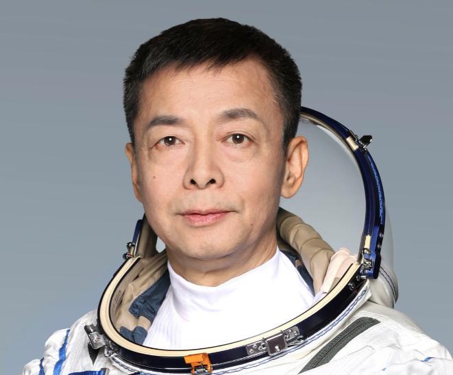 神舟15号航天员名单已确定,邓清明坚守24年,终于“圆梦太空”