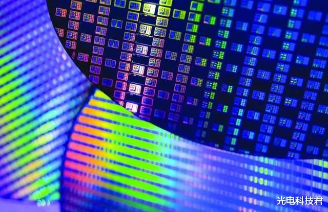 努比亚|拜登傻眼了，万亿芯片巨头集体“爆雷”，外媒：围堵变成“自残”