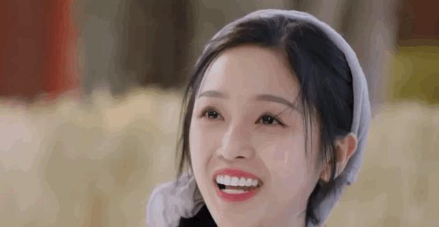 黄轩|拍个广告肩膀也要造假？高片酬下明星身上还有什么是真的？