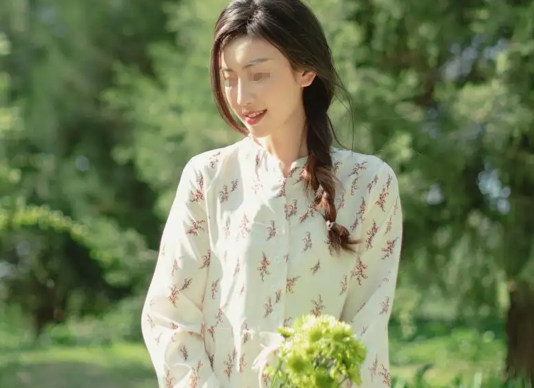 回顾 江苏一多情女子与情人偷欢,被丈夫撞破,怒砍情夫三十几刀