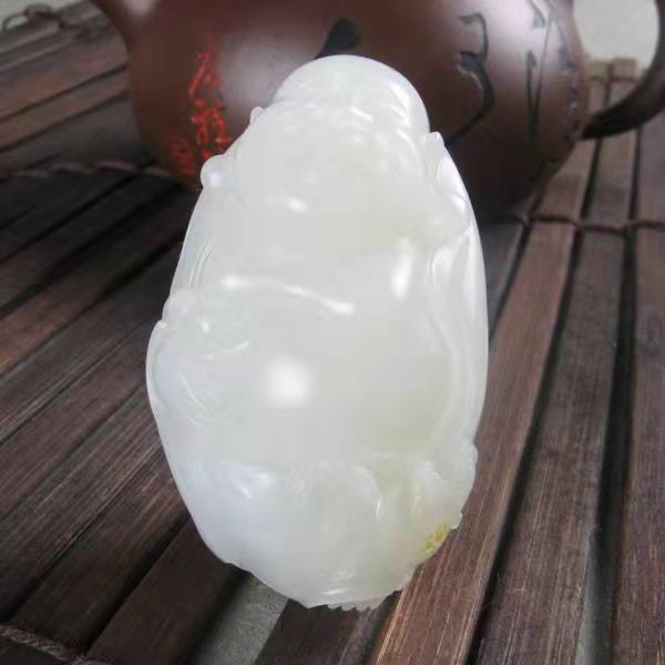 |和田玉——打灯无结构