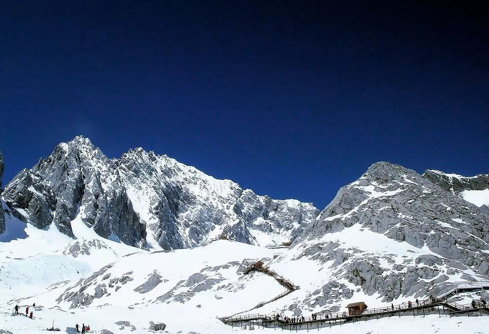 荷花|在丽江，除了古城和雪山，你还知道哪些好玩的地方？