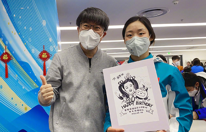 张梦秋|2金3银！张梦秋冬残奥会收官，创多项纪录，颁奖仪式发型抢镜