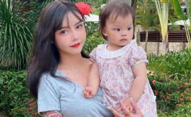 韩安冉|网红韩安冉宣布离婚！与三婚丈夫结束一年婚姻，23岁就已三婚三离