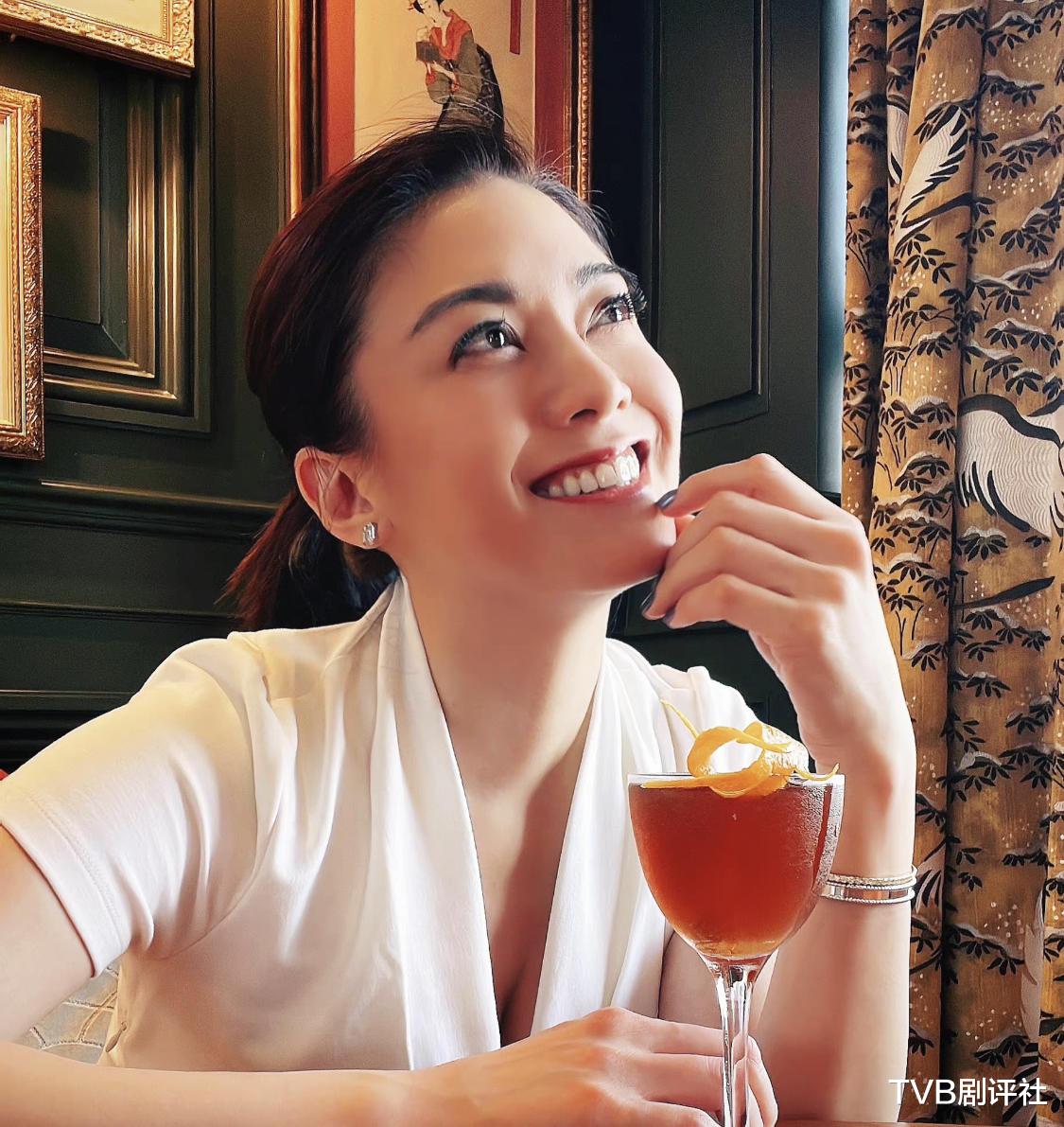 廖碧儿|好久不见!廖碧儿离巢11年重返TVB,转做红酒事业赚过百万