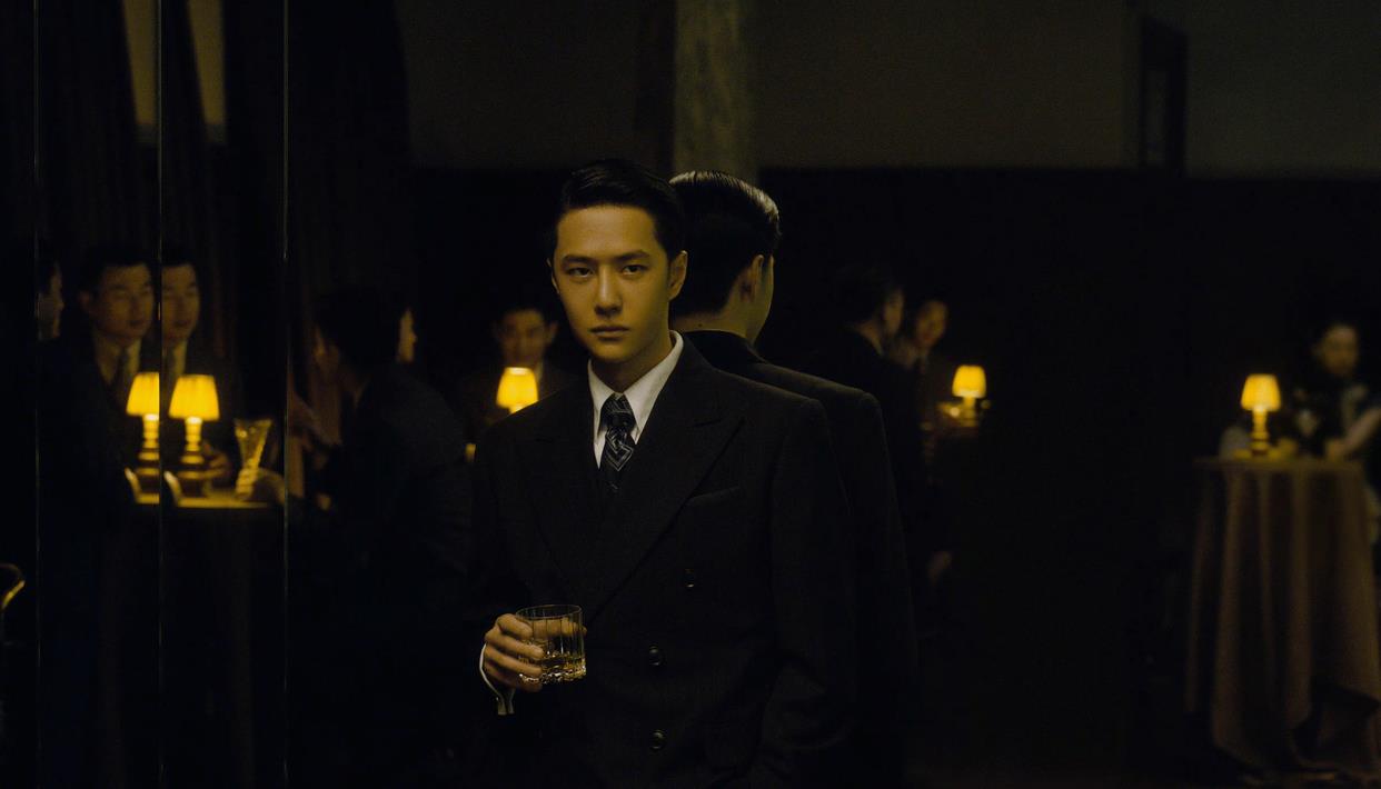 邓超|邓超新片定档大年初一,超20位明星帮忙宣传,但票房可能垫底