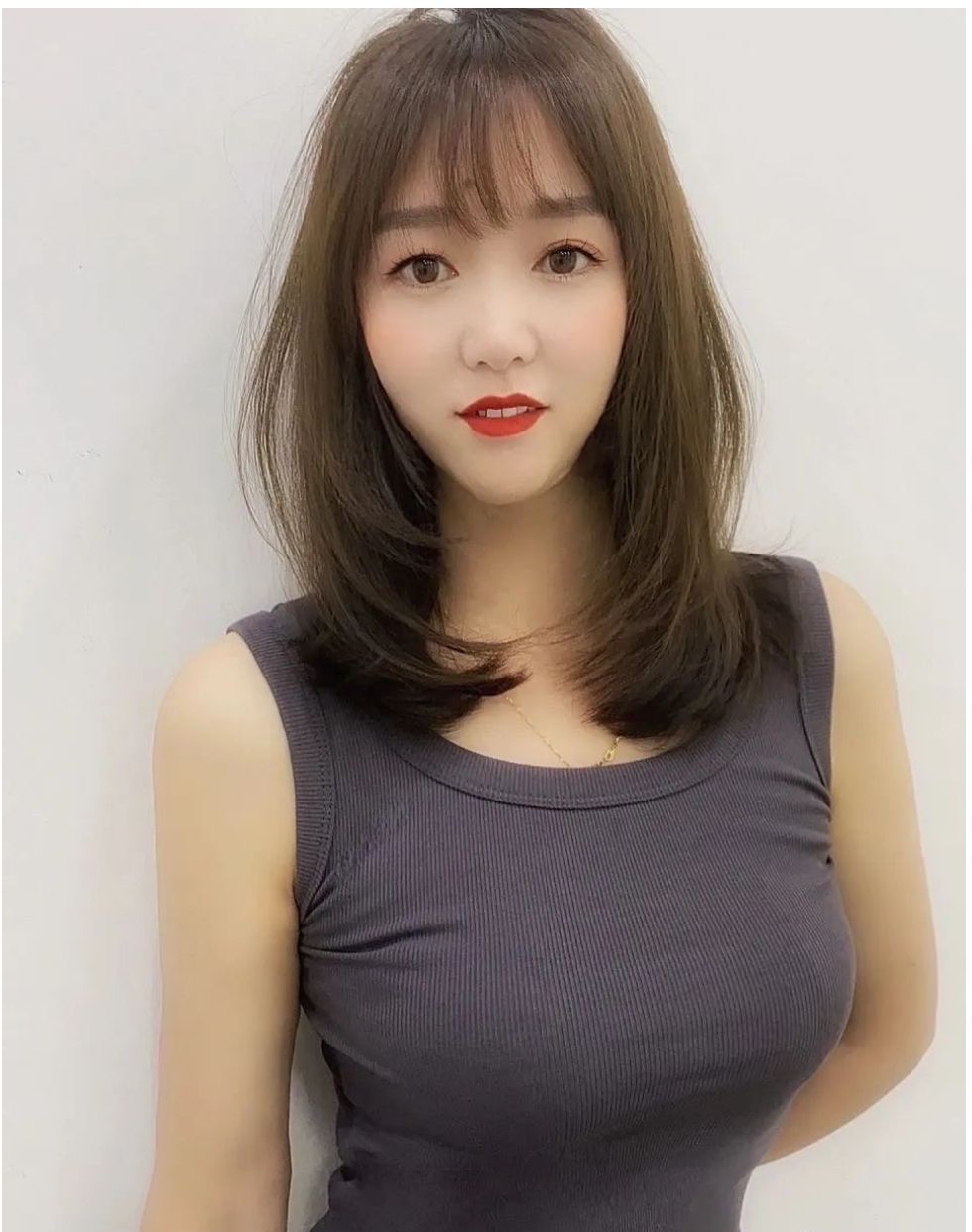 饮食 受欢迎的发型14款，百变时尚很修颜，适合大多数女性