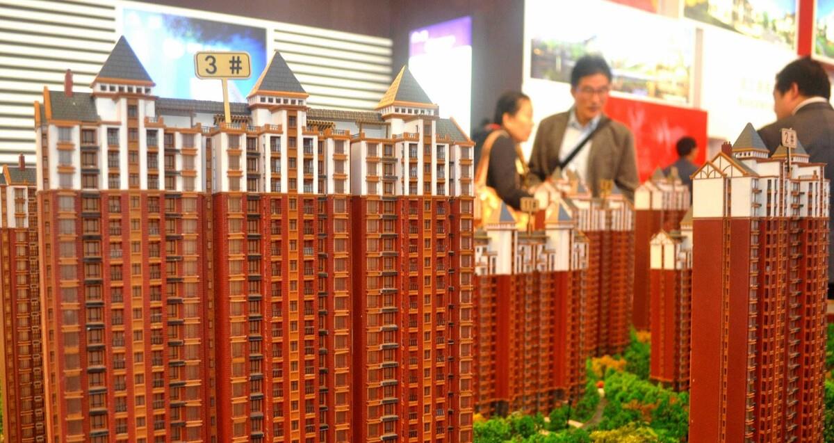 |天津楼市,下滑2.4%,连跌一年,南强北弱,17万的库存何去何从?