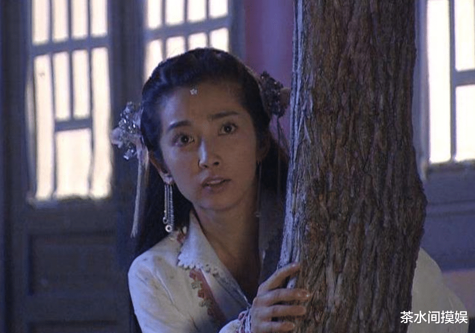 吴京|同样是演狐狸,刘诗诗像花妖,李冰冰造型老气,周迅的最真实