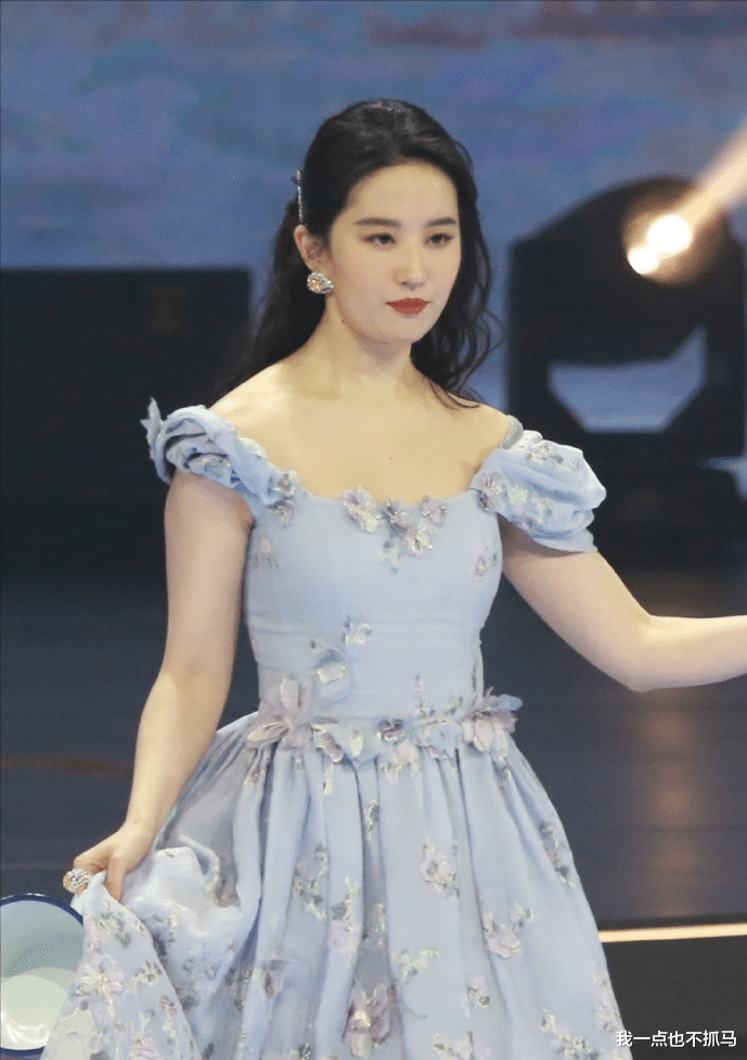 德云社|终于找到刘亦菲的硬伤了