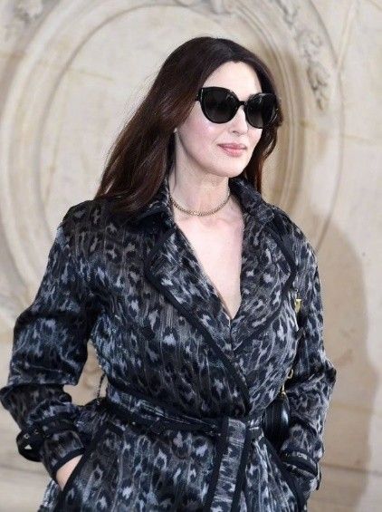 莫妮卡·贝鲁奇|莫妮卡·贝鲁奇：美人迟暮的地球球花，17岁女儿遗传到了逆天神颜