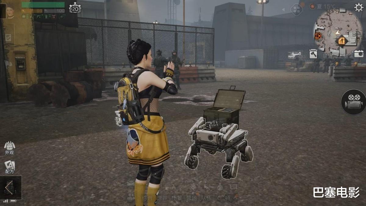 流浪地球2|带着《流浪地球2》同款机械狗去看电影,明日之后玩家被羡慕疯了