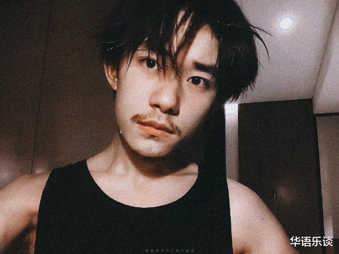 易烊千玺|王源和易烊千玺号召粉丝支持王俊凯新电影，粉丝的反应却一言难尽