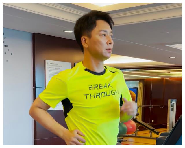 阿凡达2|徐峥又胖了!肥头大耳,肚子像怀胎八月,沈腾却瘦若2人