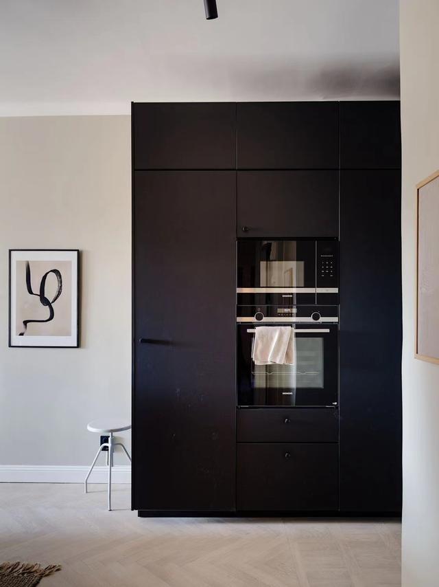 走进37㎡小而舒适的家,全屋布置温馨精致,简直一个人生活的高配