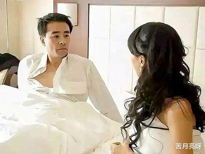 男子误把闺蜜当老婆,成事后男子怕了,闺蜜却无惧:来,将错就错