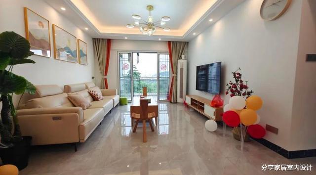 95平三房改四房很实用,入户没玄关这样设计鞋柜太聪明了,分享下