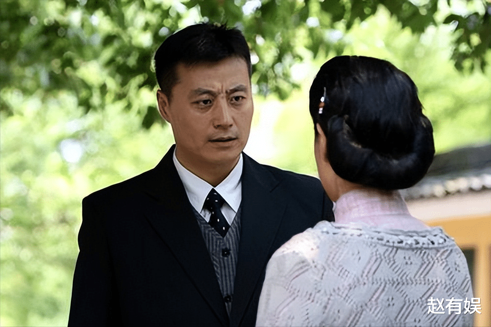 任程伟|任程伟：没房没车没钱娶上戏美女，新婚住9平米地下室，23年0绯闻