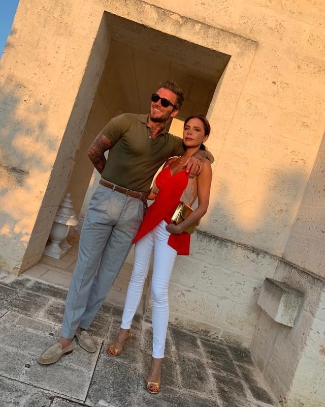 豪宅|七夕宠妻看贝克汉姆,情侣装放闪无限,狂掷3.6亿豪装豪宅送老婆