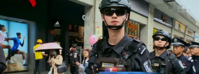 许多|2022高分综艺，脱口秀、旅综、恋综，好节目应有尽有！