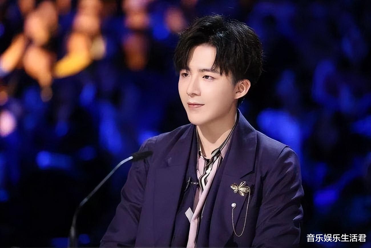 周杰伦|8月新歌TOP10排行榜:周杰伦被4位歌手超越,周深双曲在榜