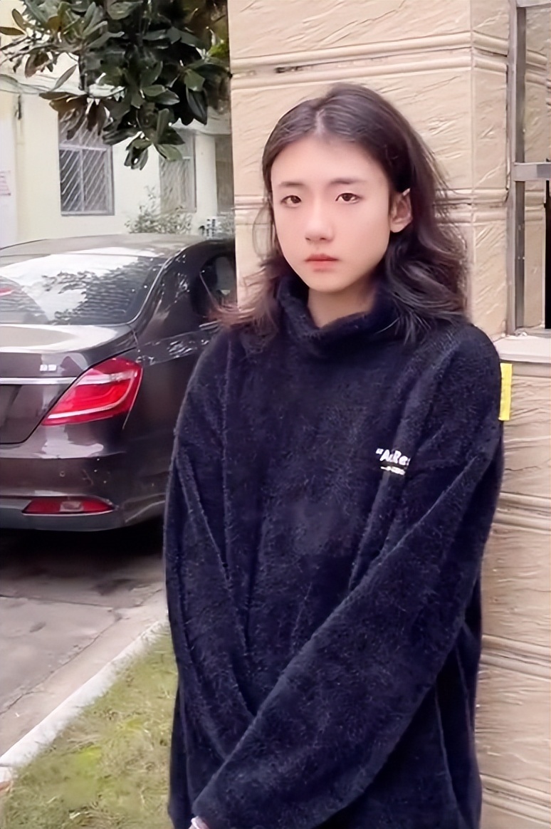 身份证|“全网最美男孩”杰尼辉:比女生还美是啥体验?