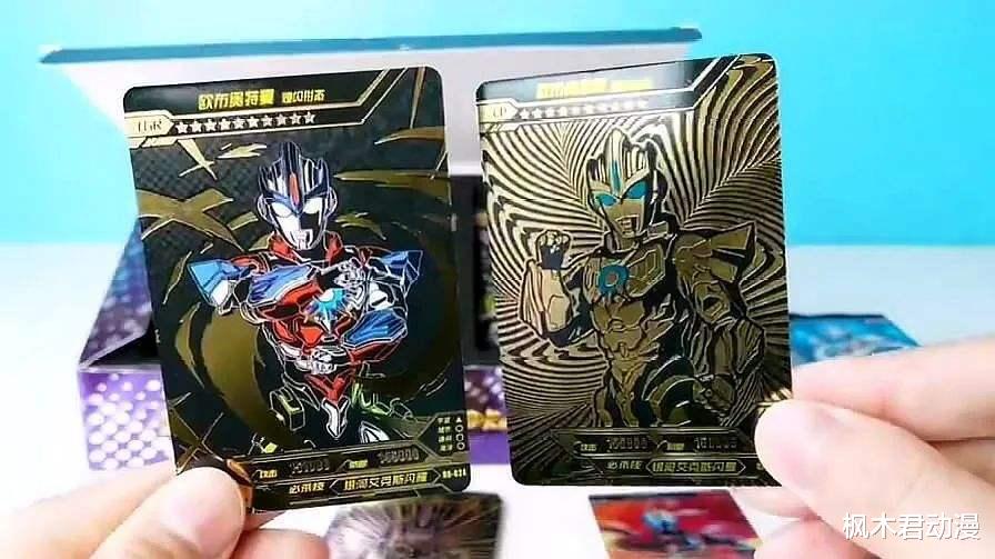 acgn漫评|男孩抽不中奥特曼卡片大哭，JC叔叔慷慨解囊，网友：儿子已哭晕