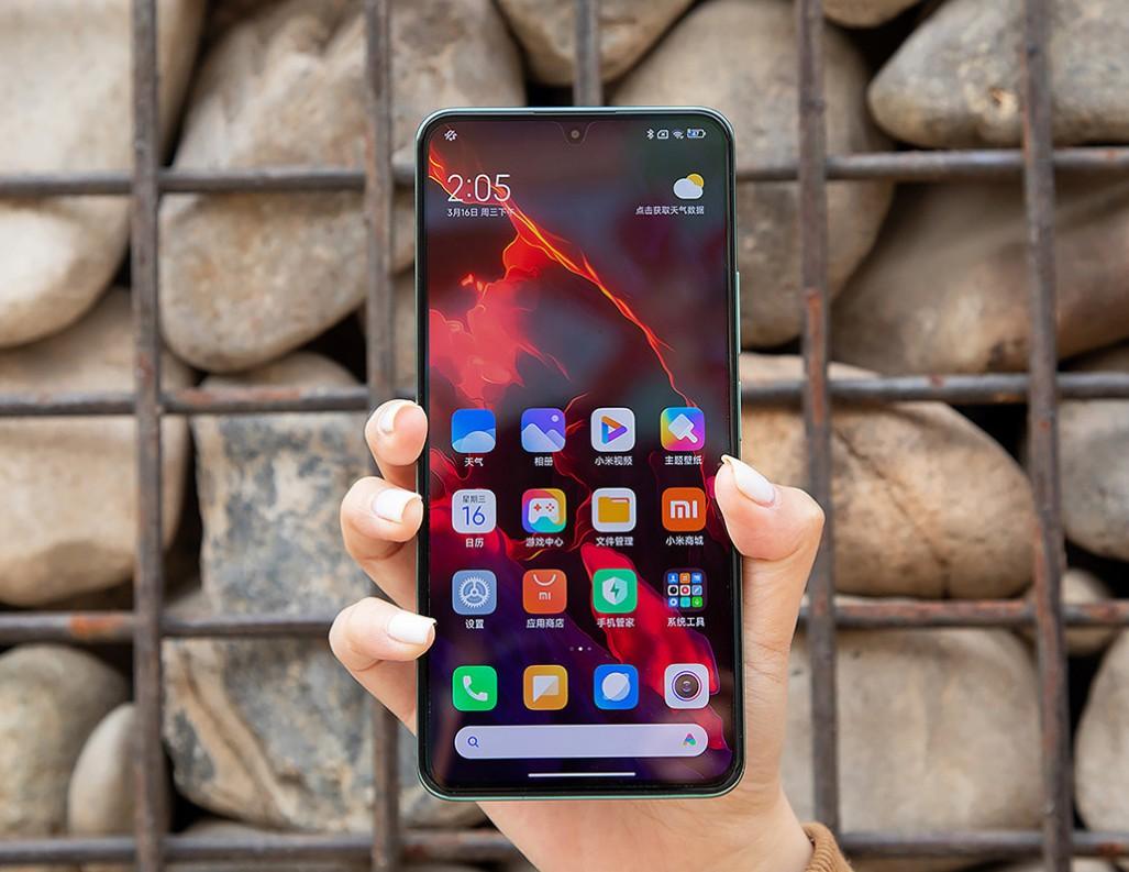 芯片|2022年换手机可选择这四款,性能强耗电少还便宜,用5年不卡顿