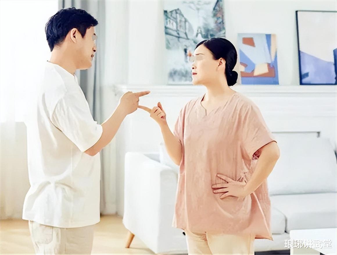 2019年甘肃一桩女上司潜规则男下属诱发的荒唐血案