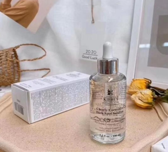 胶原蛋白 适合35岁以上女人用，祛斑美白精华液，补水保湿，让皮肤白嫩无暇